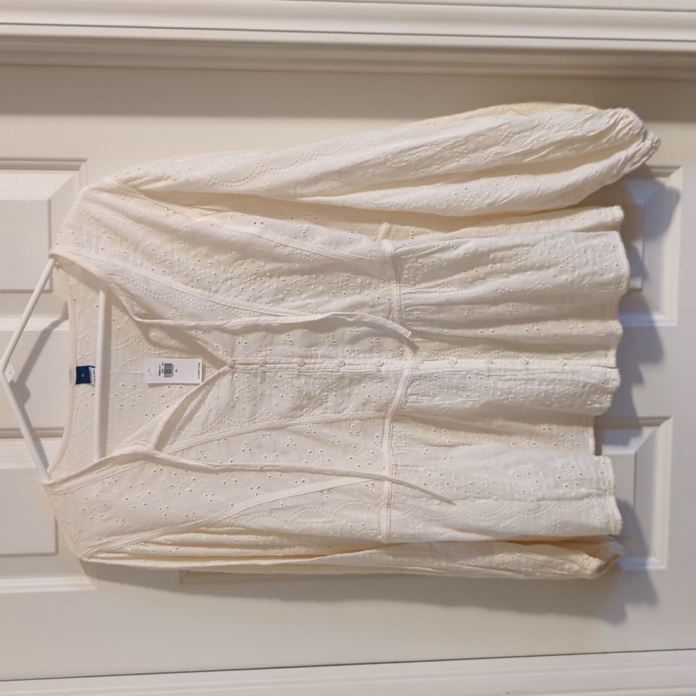 NWT Old Navy blouse, cream, XL